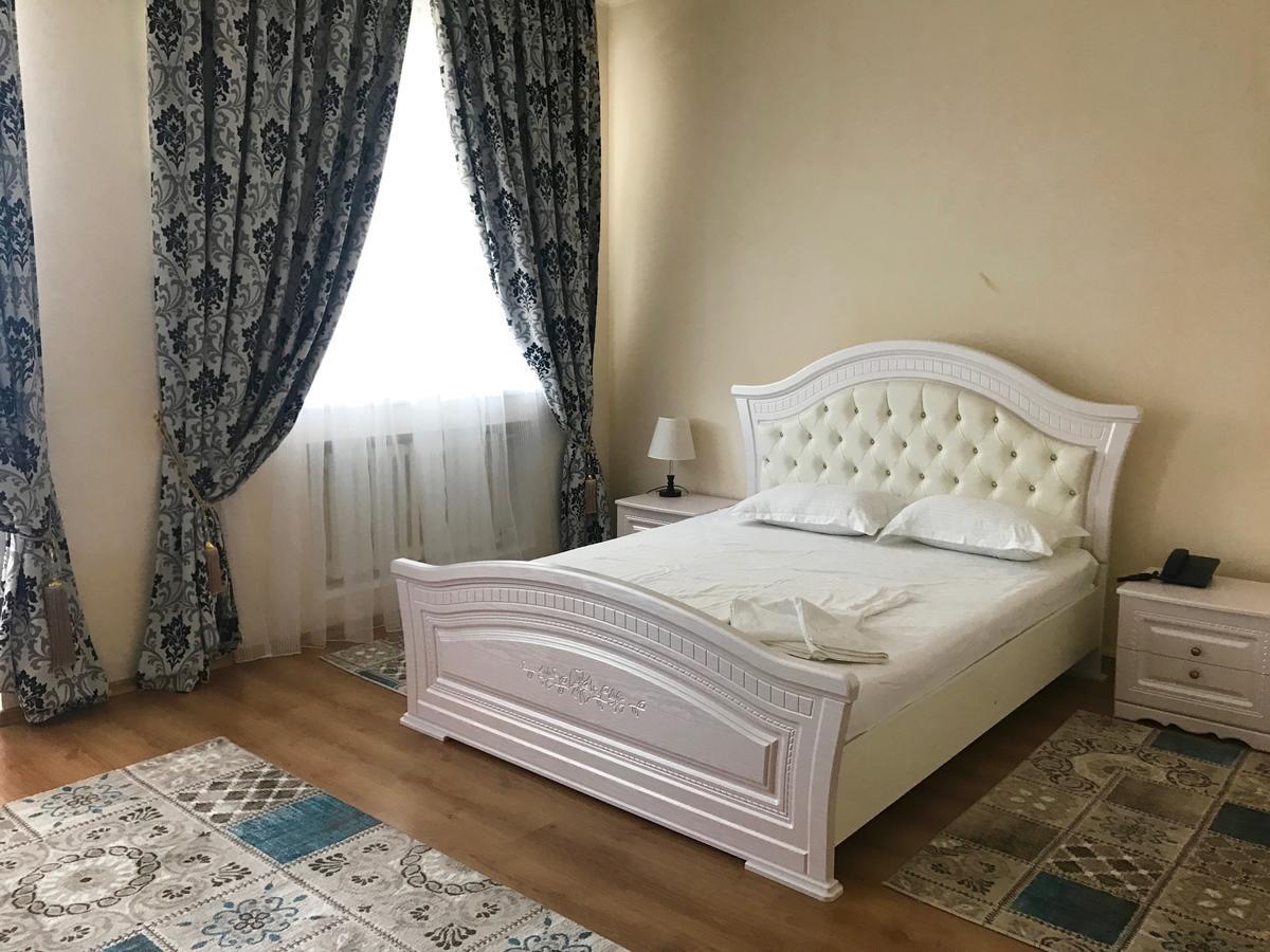 Hotel Sirdaria Къзълорда Екстериор снимка