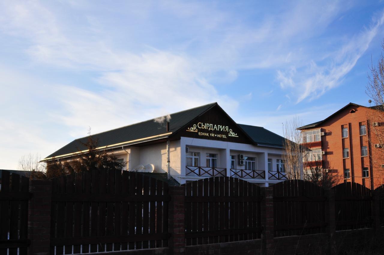 Hotel Sirdaria Къзълорда Екстериор снимка