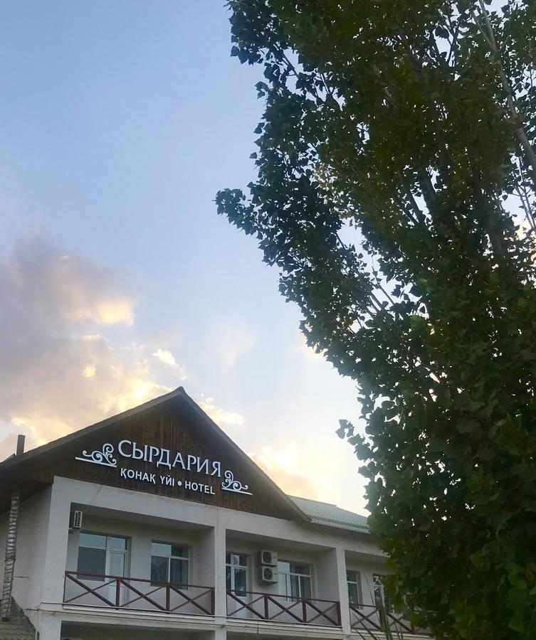 Hotel Sirdaria Къзълорда Екстериор снимка